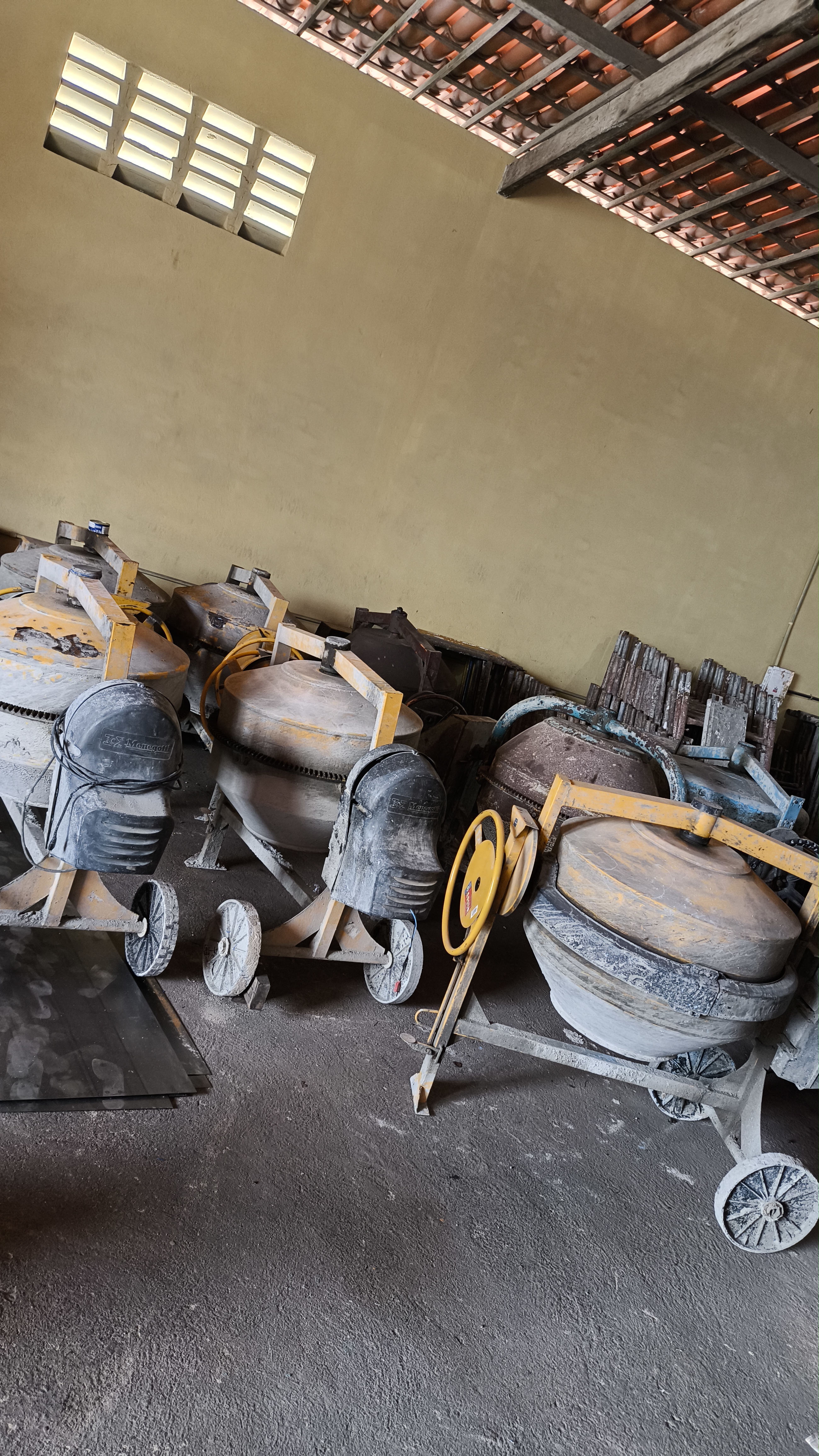 PRÉ MOLDADO DE CIMENTO PRAIA DO PRÉA - CE