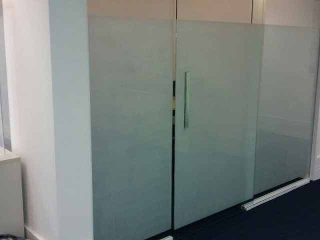 INSULFILM PRÉDIOS E EDIFÍCIOS EM NILÓPOLIS - RJ