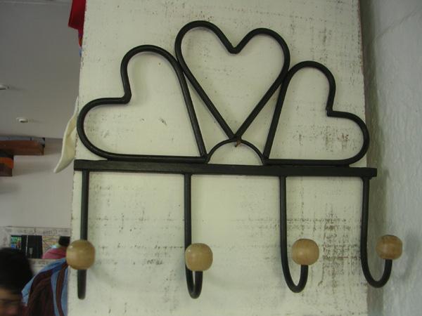 MOVEIS ARTESANAIS EM ITAIPAVA - RECICLARTE - RJ