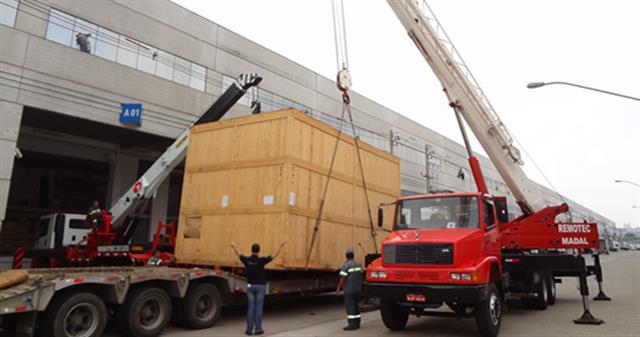 ALUGUEL DE GUINDASTE E TRANSPORTE EM SANTO ANDRE SP - REMOTEC