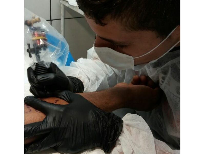 TATUAGEM EM TAUBATÉ - ZERODOIS TATTOOART - SP 