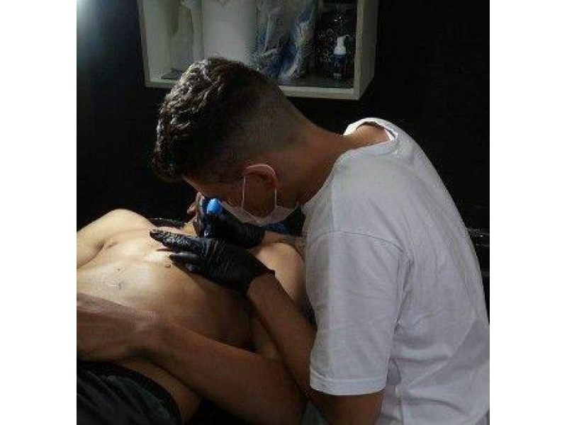 TATUAGEM EM TAUBATÉ - ZERODOIS TATTOOART - SP 