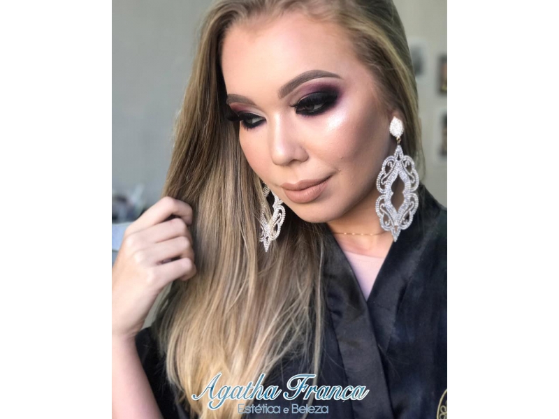 MICROPIGMENTAÇÃO  DE SOBRACELHAS