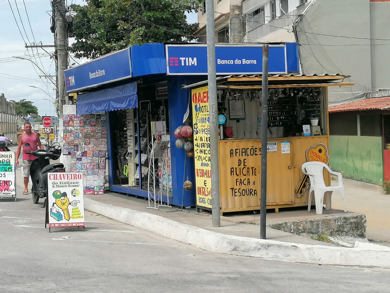 CHAVEIRO 24 HORAS EM MARATAIZES - ES