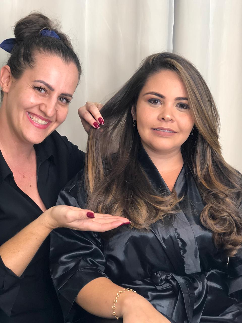 SALAO DE BELEZA EM SAO FIDELIS - ALINNE CABELEIREIRA