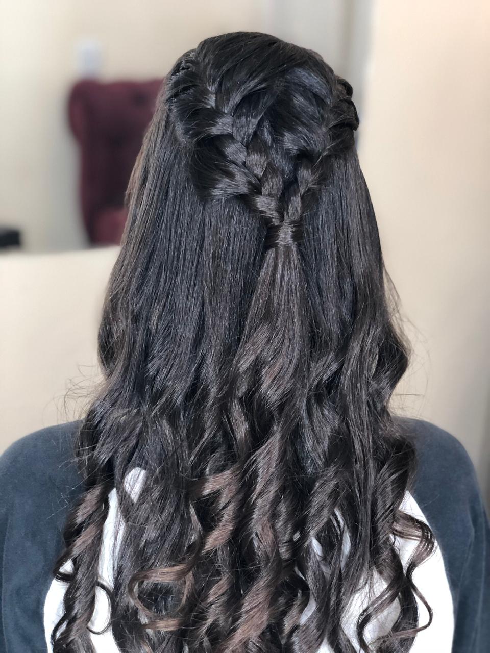 SALAO DE BELEZA EM SAO FIDELIS - ALINNE CABELEIREIRA