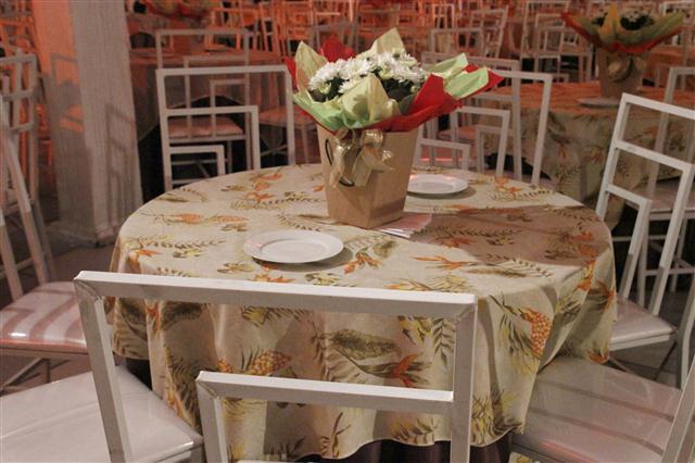 DOCES FINOS BUFFET FESTAS EM MAGE