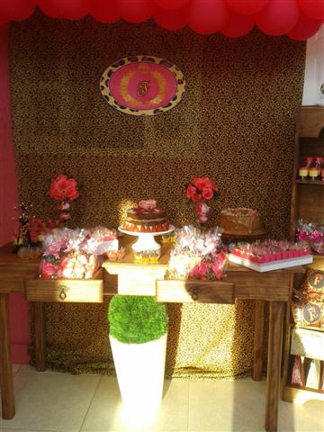 DOCES FINOS BUFFET FESTAS EM MAGE
