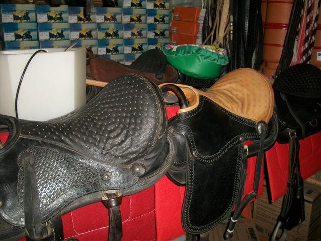 RAÇÕES EM GERAL EM AREAL - IMPÉRIO COUNTRY