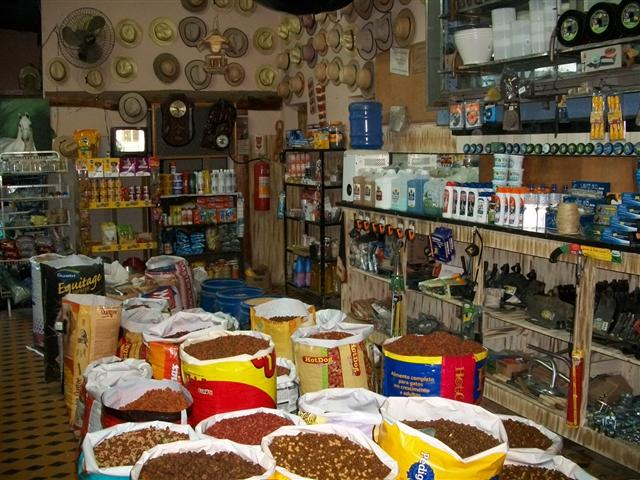 RAÇÕES EM GERAL EM AREAL - IMPÉRIO COUNTRY