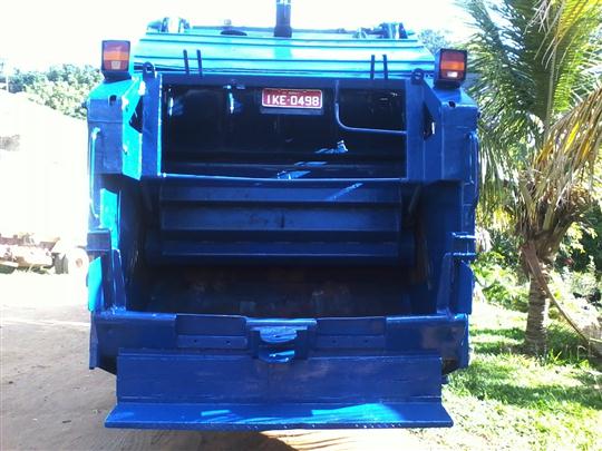 COLETA DE LIXO EM ALEM PARAIBA - GRUPO CARMENSE