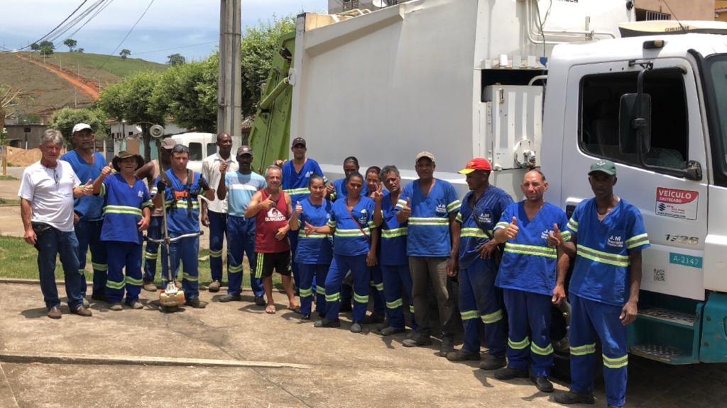 COLETA DE LIXO EM ALEM PARAIBA - GRUPO CARMENSE