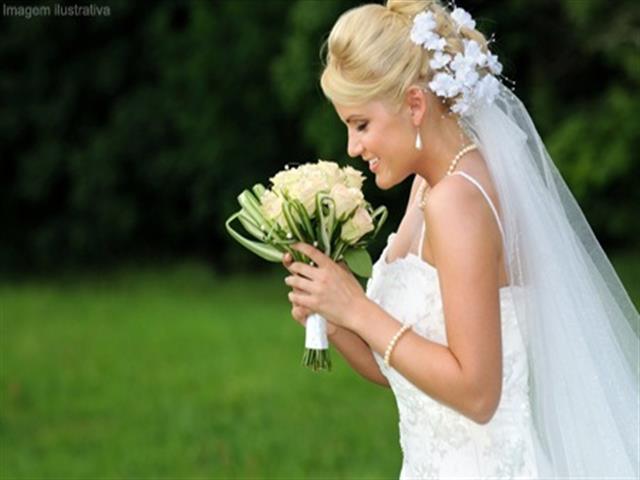 ALUGUEL DE VESTIDOS DE NOIVA EM SALVADOR - CASTELLE BA