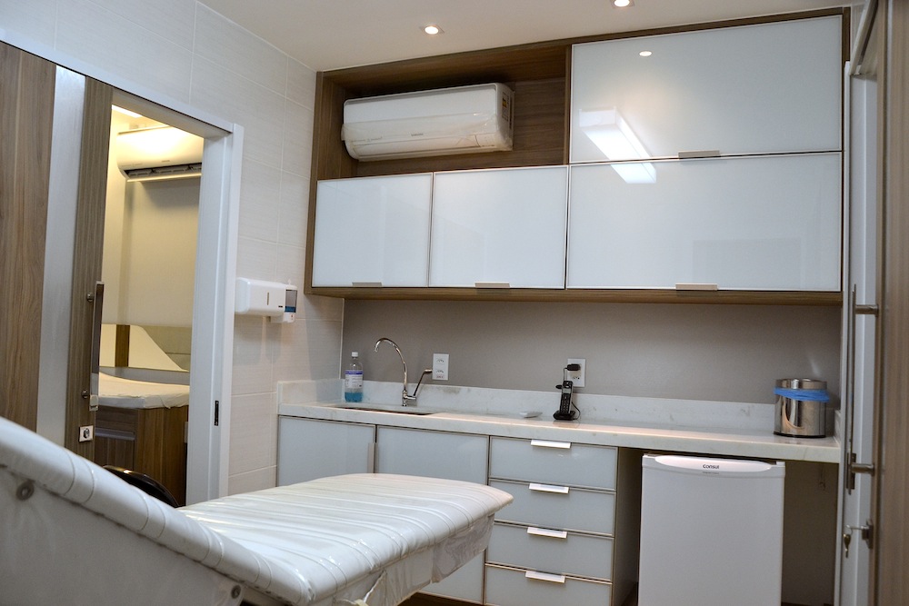 CENTRO DE MEDICINA E CIRURGIA ESTÉTICA EM DUQUE DE CAXIAS - RJ