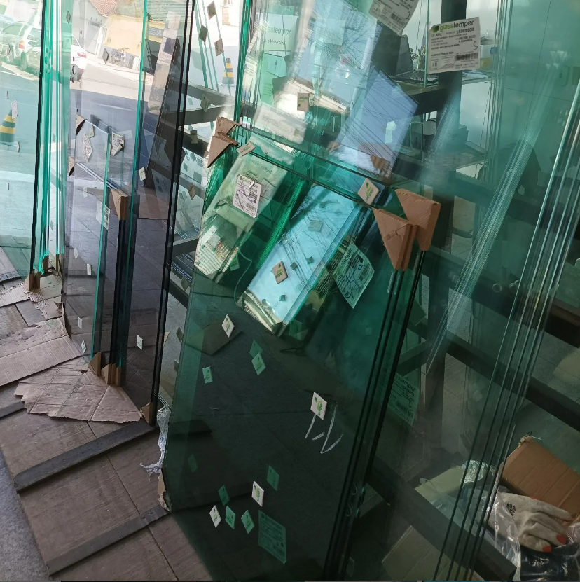 DISTRIBUIDORA DE VIDROS TEMPERADOS EM RESENDE RJ