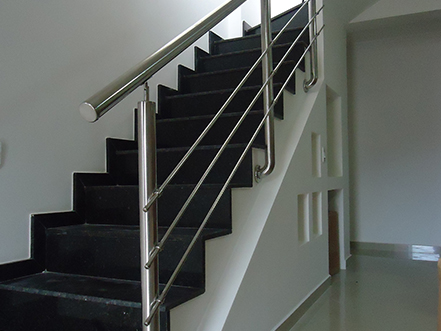 CORRIMÃO AÇO INOX NA BARRA