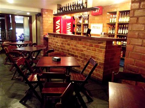 RESTAURANTE E BAR EM CORREAS PETROPOLIS MAMUTE
