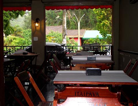 RESTAURANTE E BAR EM CORREAS PETROPOLIS MAMUTE