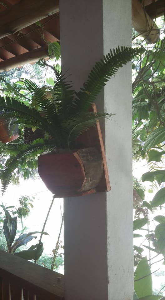 MESAS RÚSTICAS DE MADEIRA EM MARATAIZES-ES