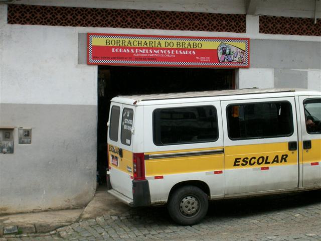 BORRACHEIRO NO ALTO DA SERRA PETROPOLIS - BORRACHARIA DO BRABO - RJ