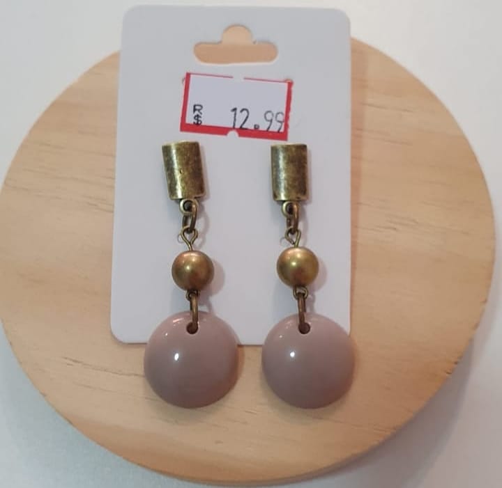 JÓIAS FOLHEADAS NO CENTRO DE PIABETÁ - RJ