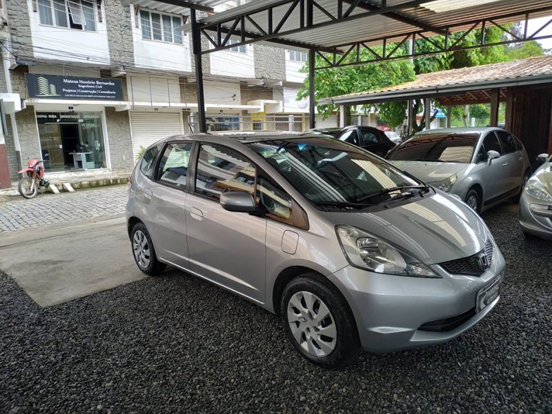 AGÊNCIA DE VEÍCULOS EM MIGUEL PEREIRA - RJ