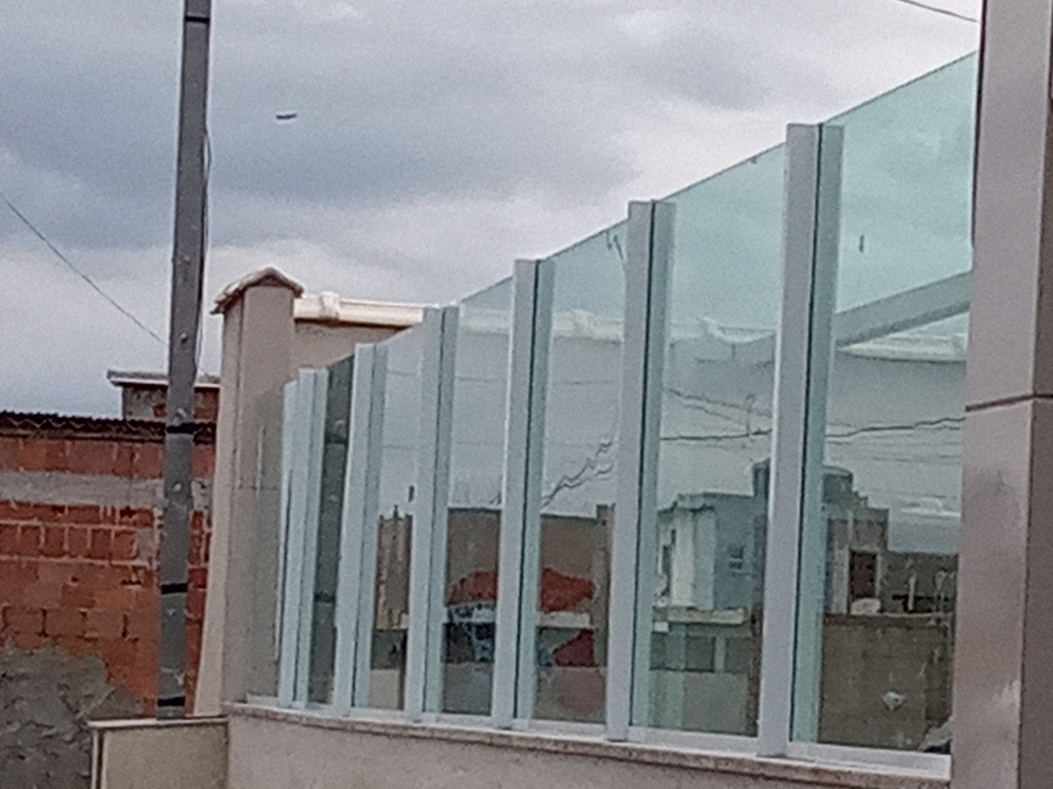 VIDRACEIRO NA BARRA DA TIJUCA