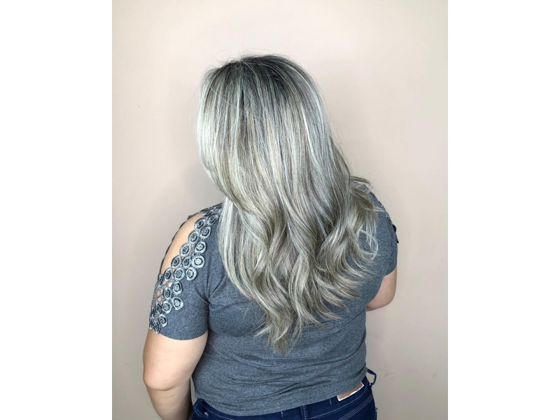 MAQUIAGEM E PENTEADO EM SANTA CRUZ DA SERRA - RJ