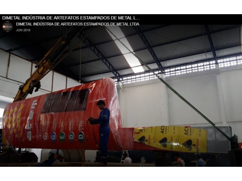 PAINÉIS E LETREIROS LUMINOSOS EM METAL EM MANAUS - AM