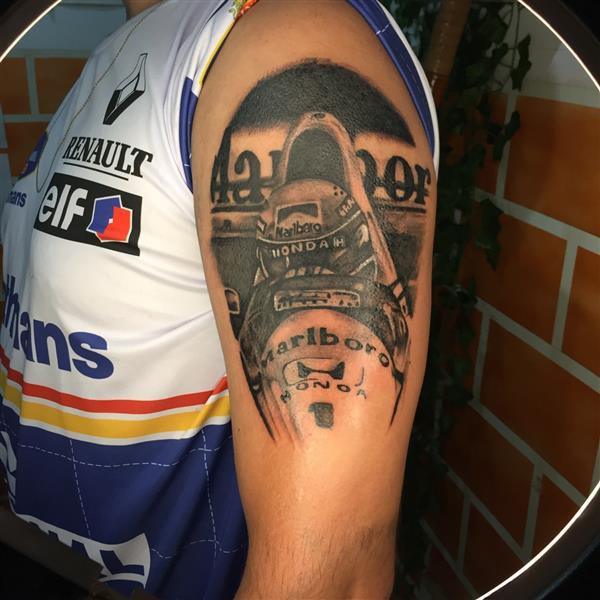 TATUAGEM  E PIERCING EM BARRA MANSA RJ