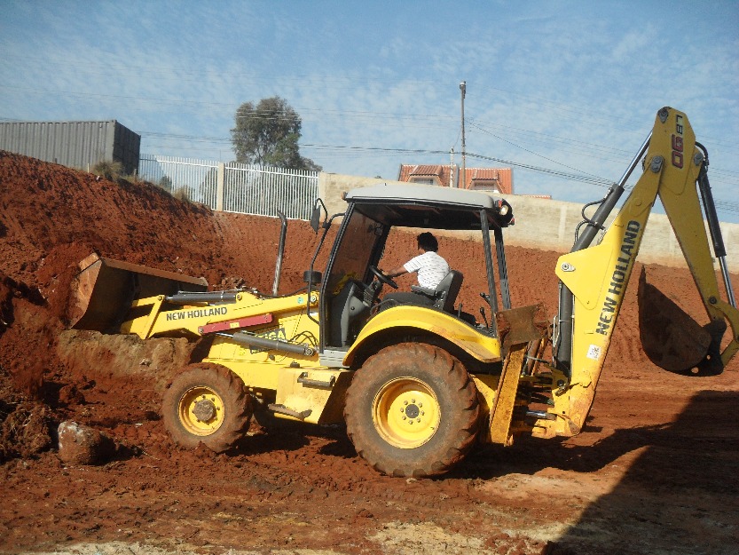 TERRAPLENAGEM EM CAMPOS DOS GOYTACAZES - LC TERRAPLENAGEM