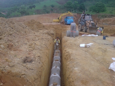 TERRAPLENAGEM EM CAMPOS DOS GOYTACAZES - LC TERRAPLENAGEM