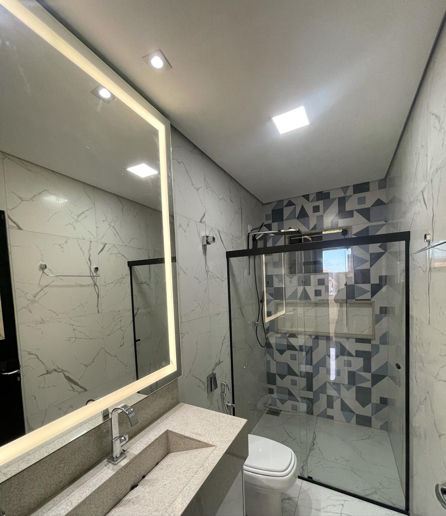 CORTINA DE VIDRO EM IPATINGA - MG