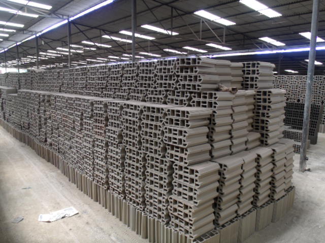 GRUPO ABUD WAGNER LINHARES EM CAMPOS DOS GOYTACAZES - CERAMICA ABUD