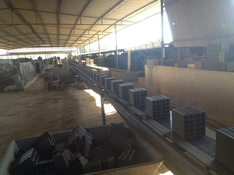 GRUPO ABUD WAGNER LINHARES EM CAMPOS DOS GOYTACAZES - CERAMICA ABUD