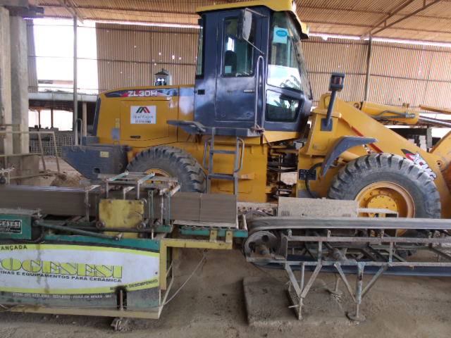 GRUPO ABUD WAGNER LINHARES EM CAMPOS DOS GOYTACAZES - CERAMICA ABUD