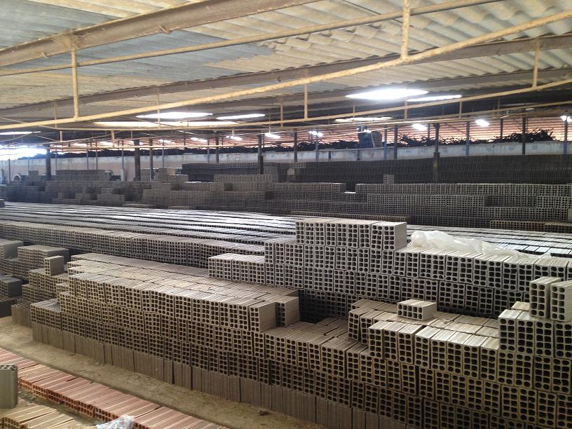 GRUPO ABUD WAGNER LINHARES EM CAMPOS DOS GOYTACAZES - CERAMICA ABUD