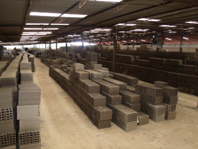 GRUPO ABUD WAGNER LINHARES EM CAMPOS DOS GOYTACAZES - CERAMICA ABUD