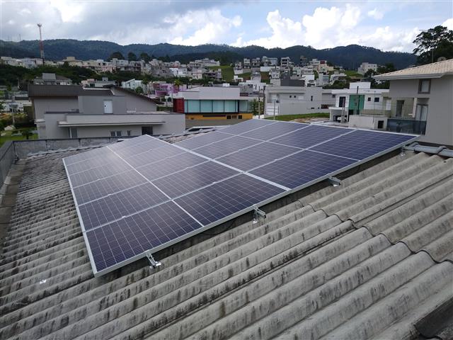 INSTALAÇÃO DE ENERGIA SOLAR NO MORUMBI - SP