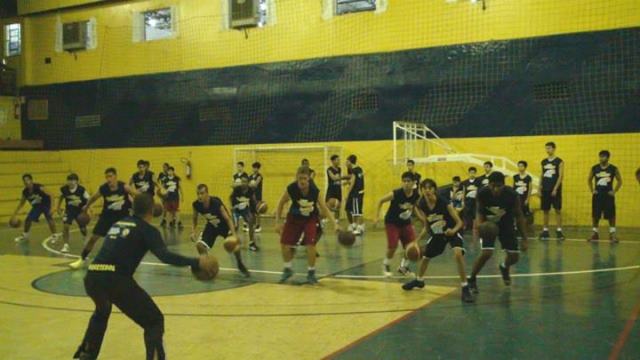 ESCOLA CLUBE EQUIPE TIME BASQUETEBOL BASKETBALL ASA SUL BRASILIA DF 