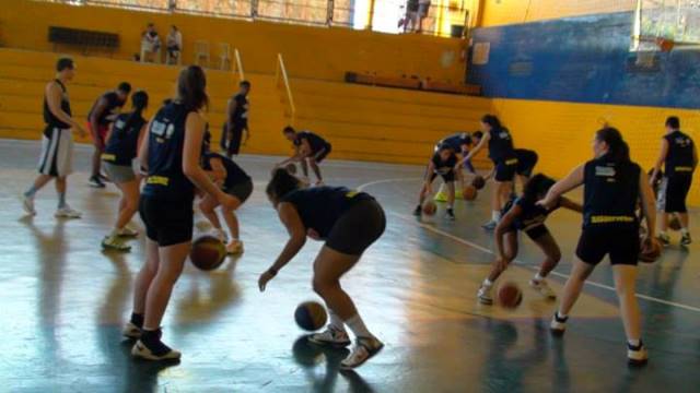 ESCOLA CLUBE EQUIPE TIME BASQUETEBOL BASKETBALL ASA SUL BRASILIA DF 