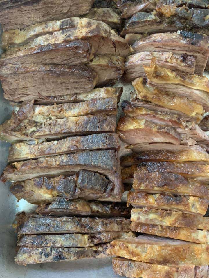 DISK ENTREGA COMIDA MINEIRA EM TREMEMBÉ - SP