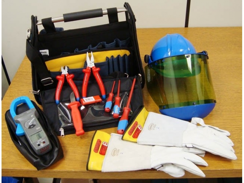 ELETRICISTA RESIDENCIAL EM OLARIA - RJ