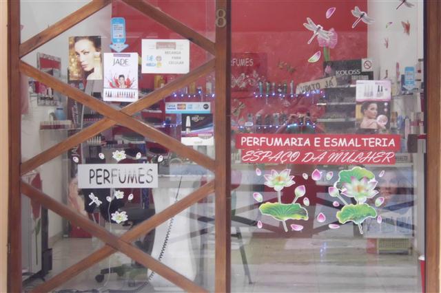 PERFUMARIA E ESMALTERIA EM MENDES