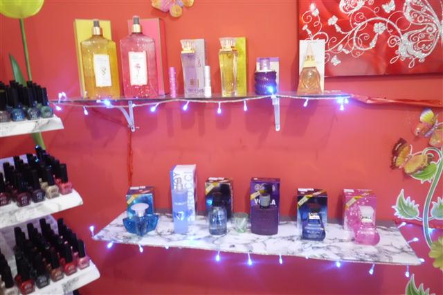 PERFUMARIA E ESMALTERIA EM MENDES