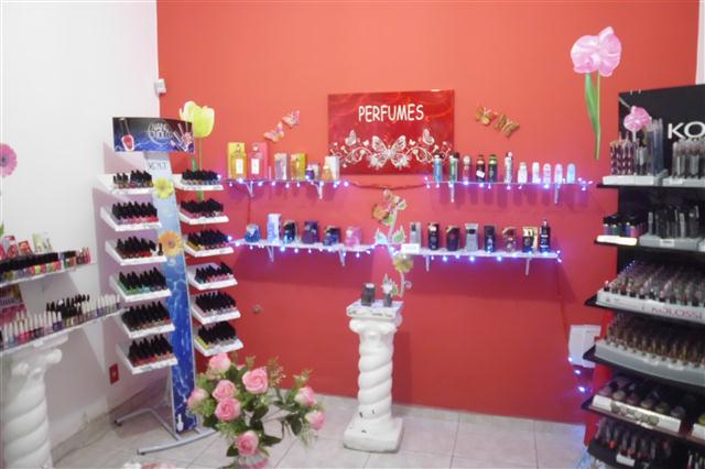 PERFUMARIA E ESMALTERIA EM MENDES